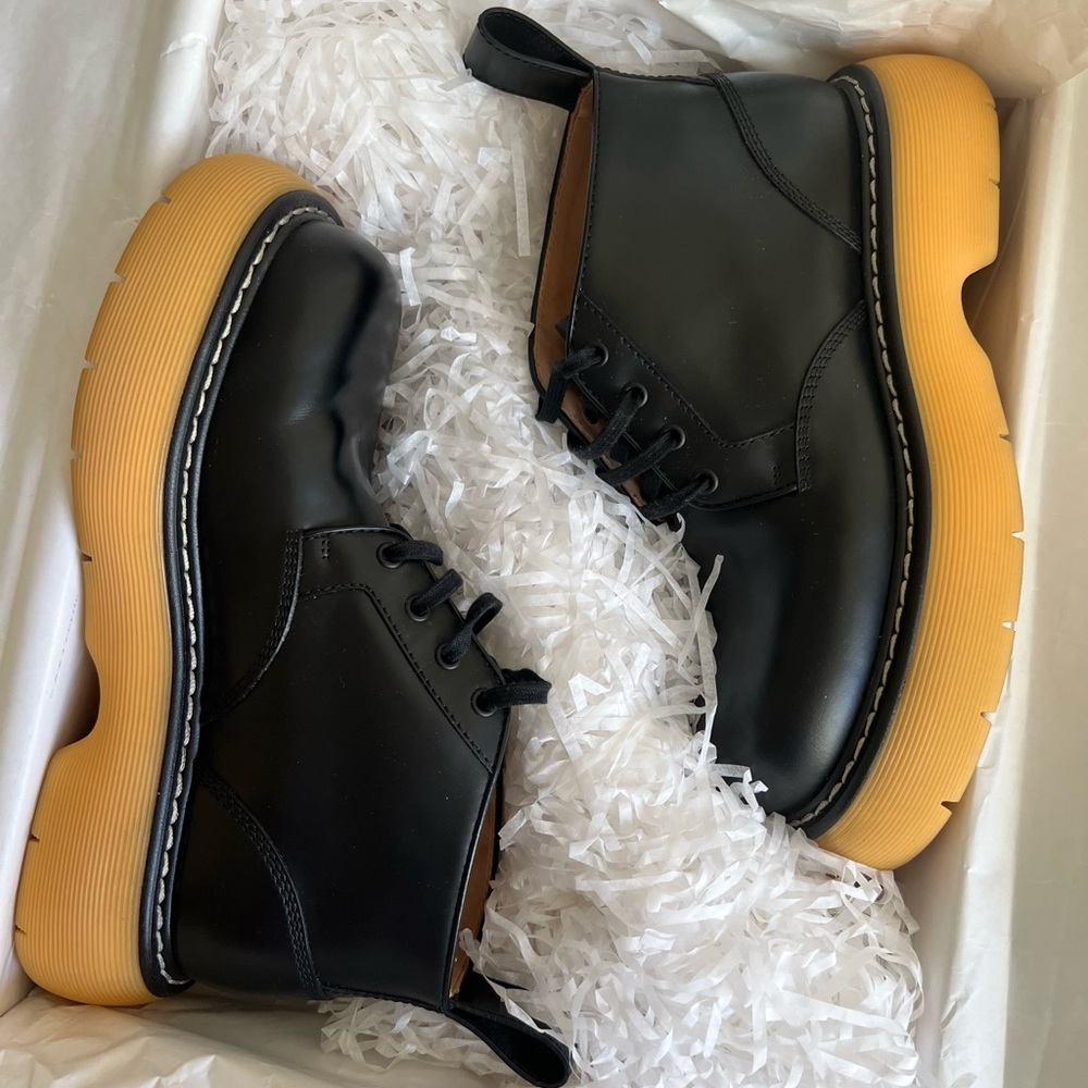 Bottega Veneta The Bounce leather ankle boots